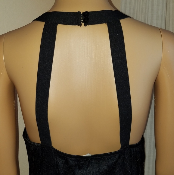 Black overlay dress with embellishment - Picture 8 of 8